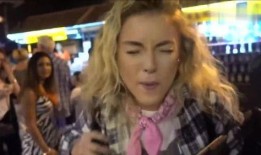 女生网红吃瓜图片,揭秘女生网红吃瓜背后的故事”